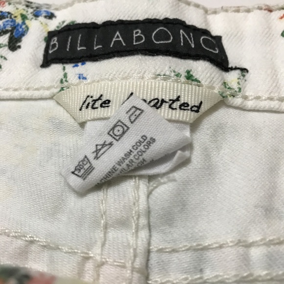 Billabong Floral Short Shorts - Picture 6 of 8
